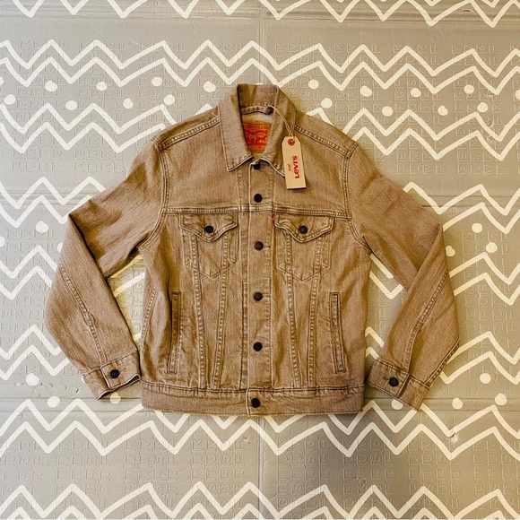 Levi's Jackets & Blazers - Vintage retro Levi’s  embroidered trucker denim jean jacket S